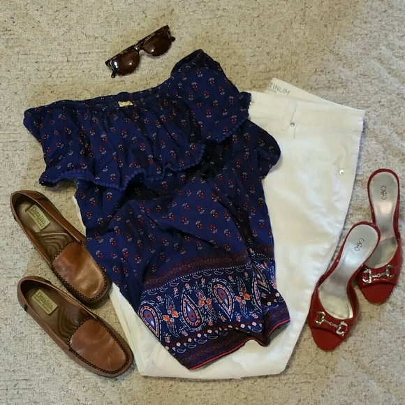 Faded Glory Tops - Womens Faded Glory Size 3X 22-24W blue blouse.